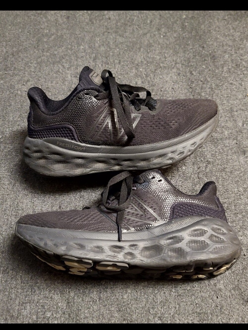 New Balance Fresh Foam More v3 Black Magnet Women's Size 8